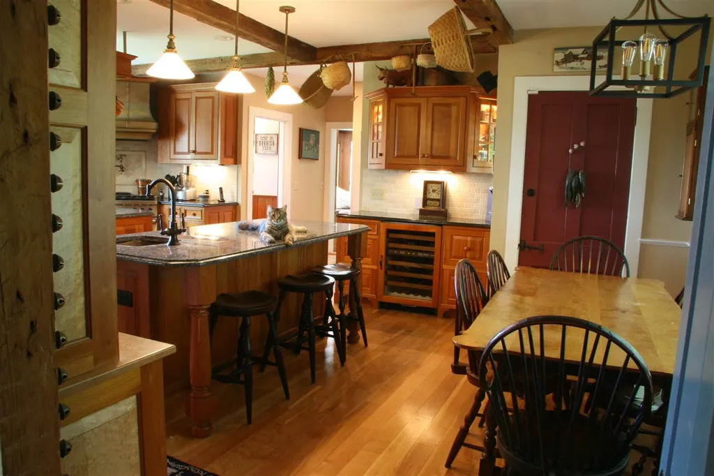 445 Crowell Road Hopkinton NH 03229