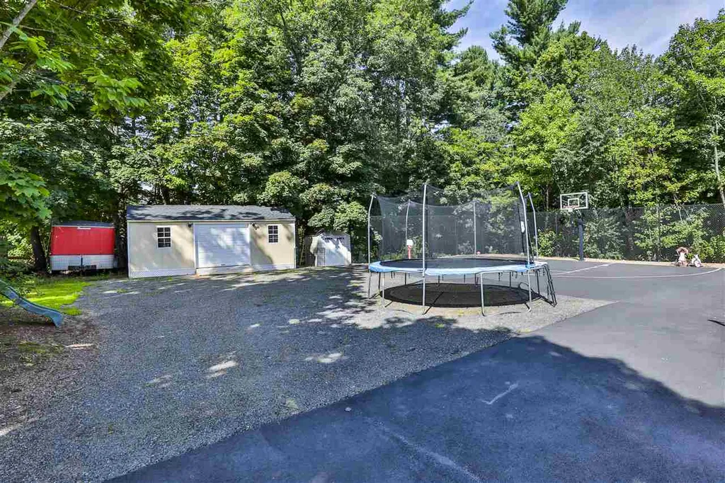 140 Concord Street Nashua NH 03064