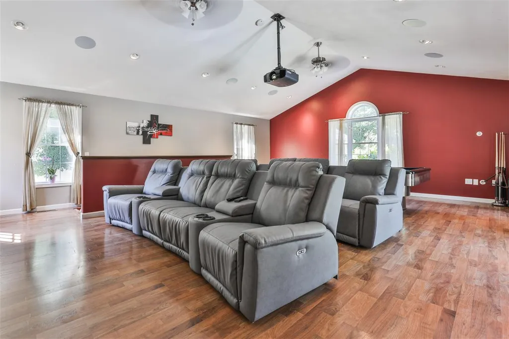 140 Concord Street Nashua NH 03064
