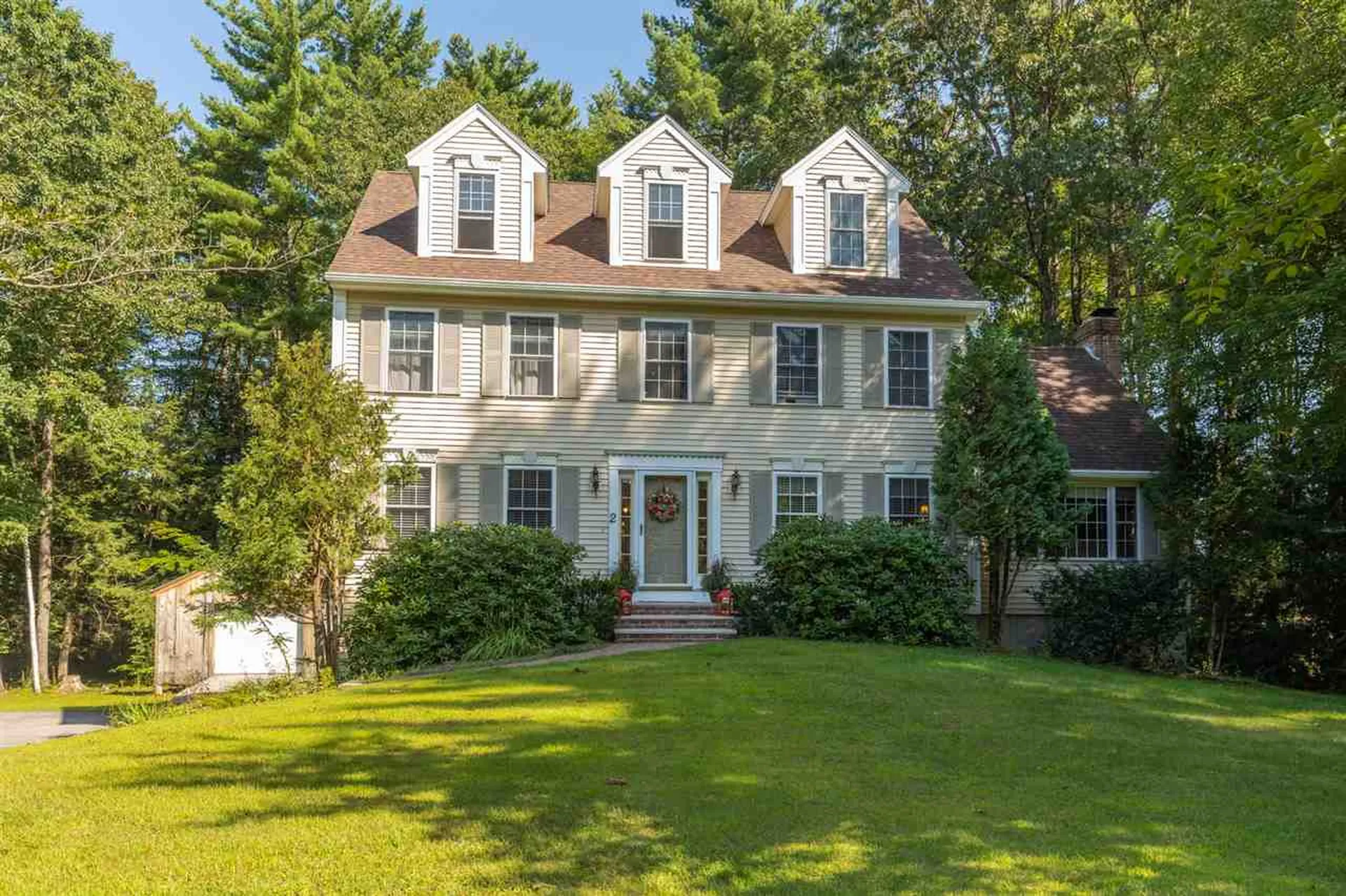 2 Chapman Way Exeter NH 03833