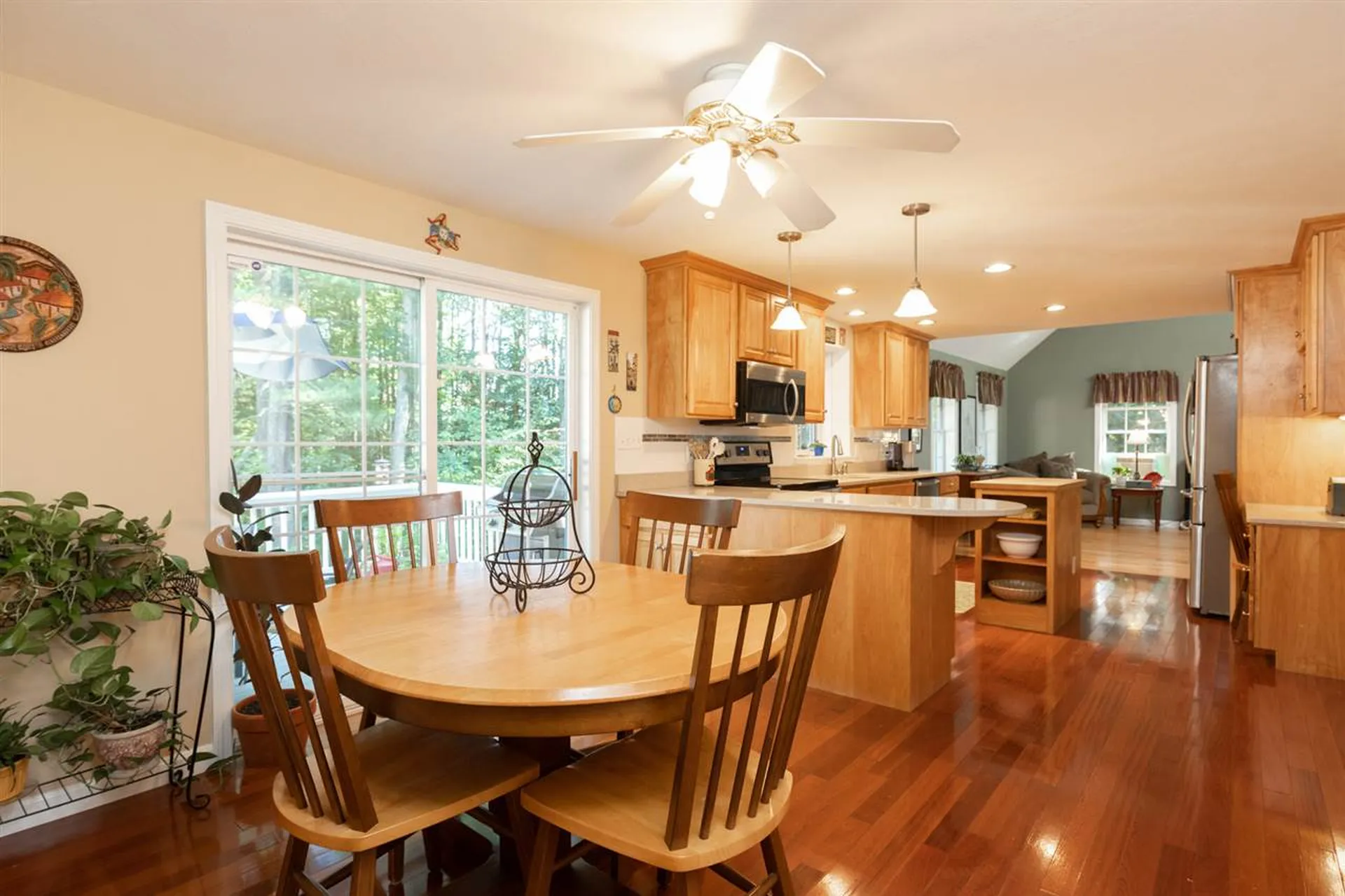 2 Chapman Way Exeter NH 03833