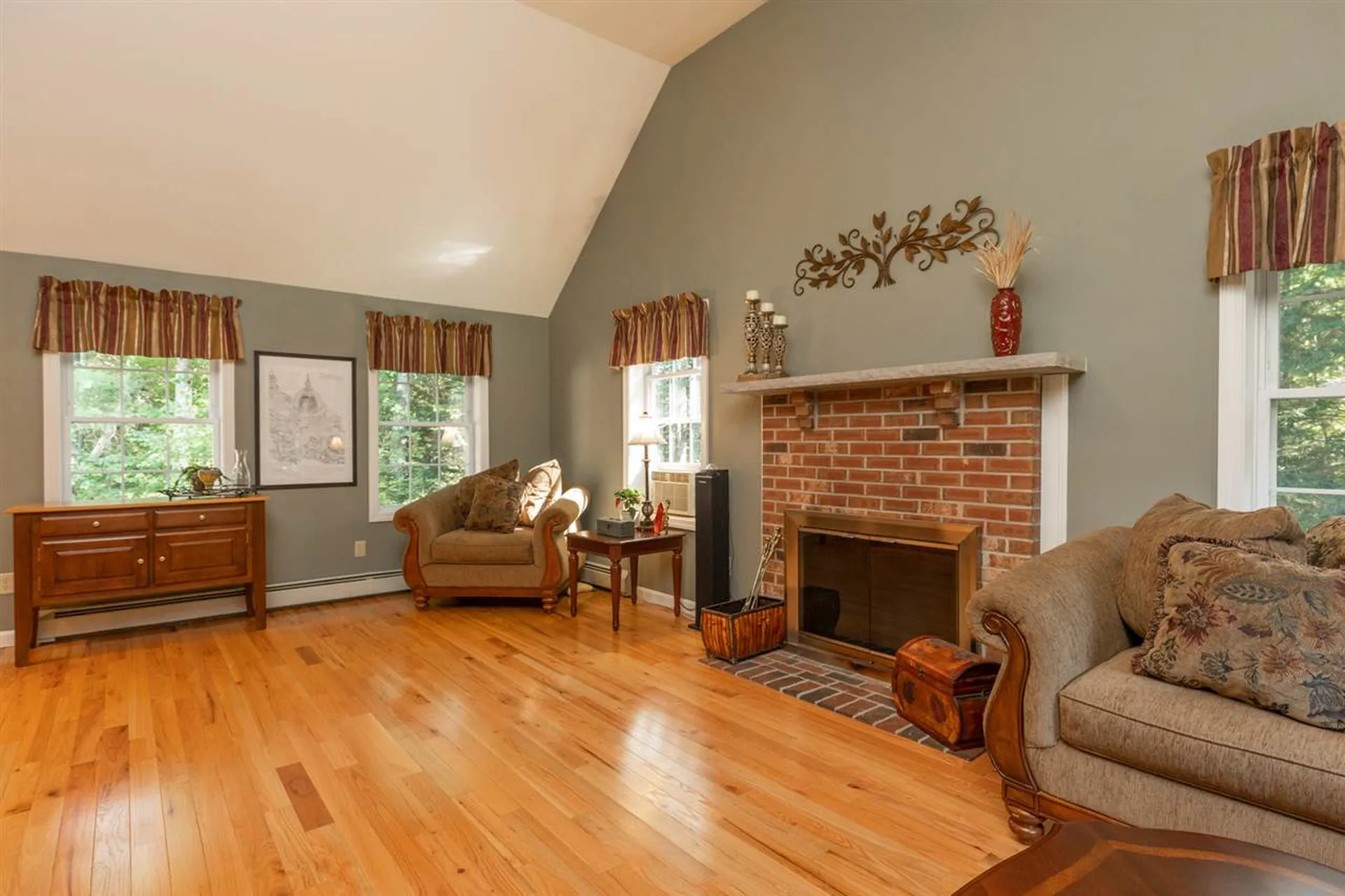 2 Chapman Way Exeter NH 03833