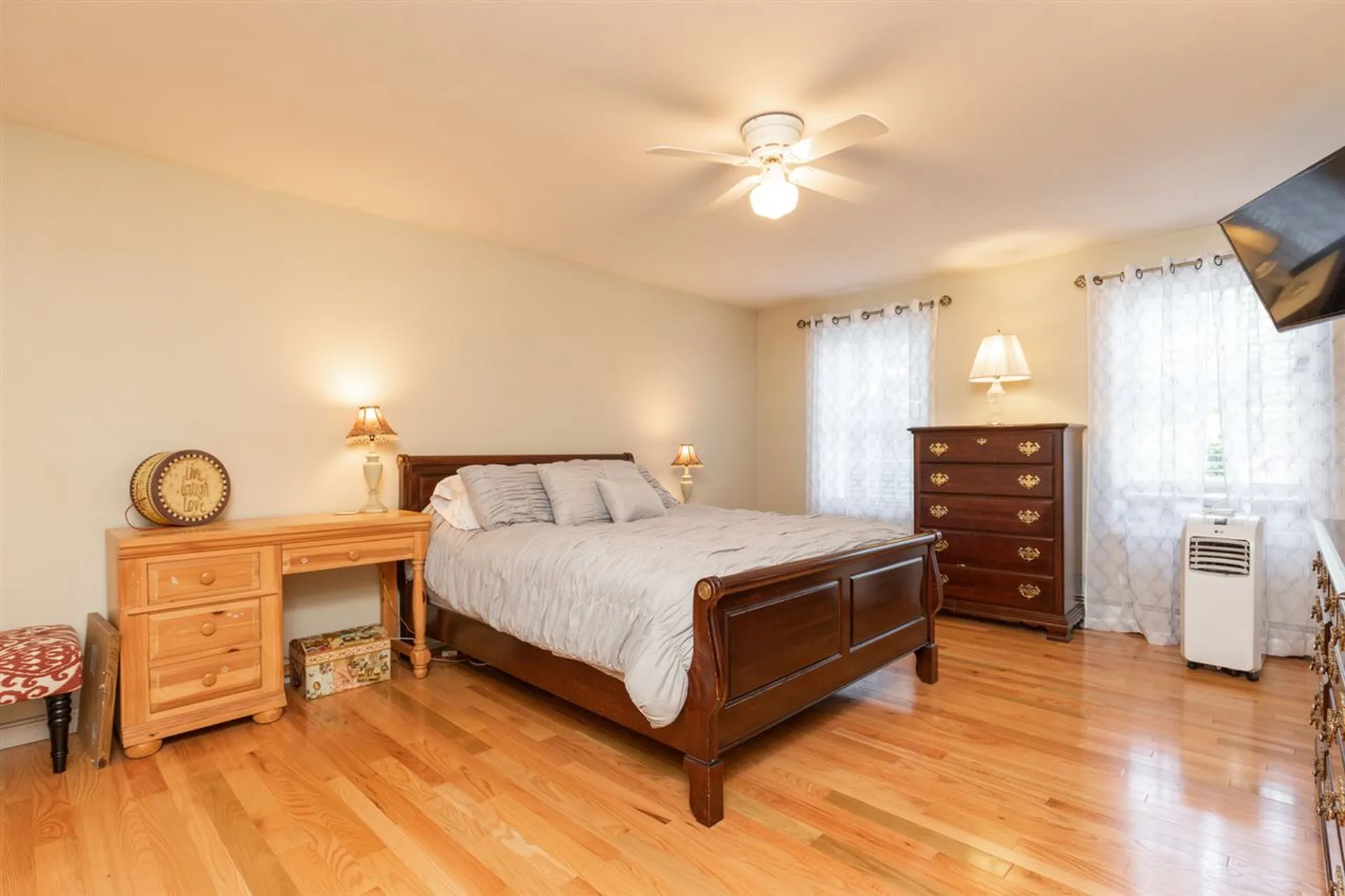 2 Chapman Way Exeter NH 03833