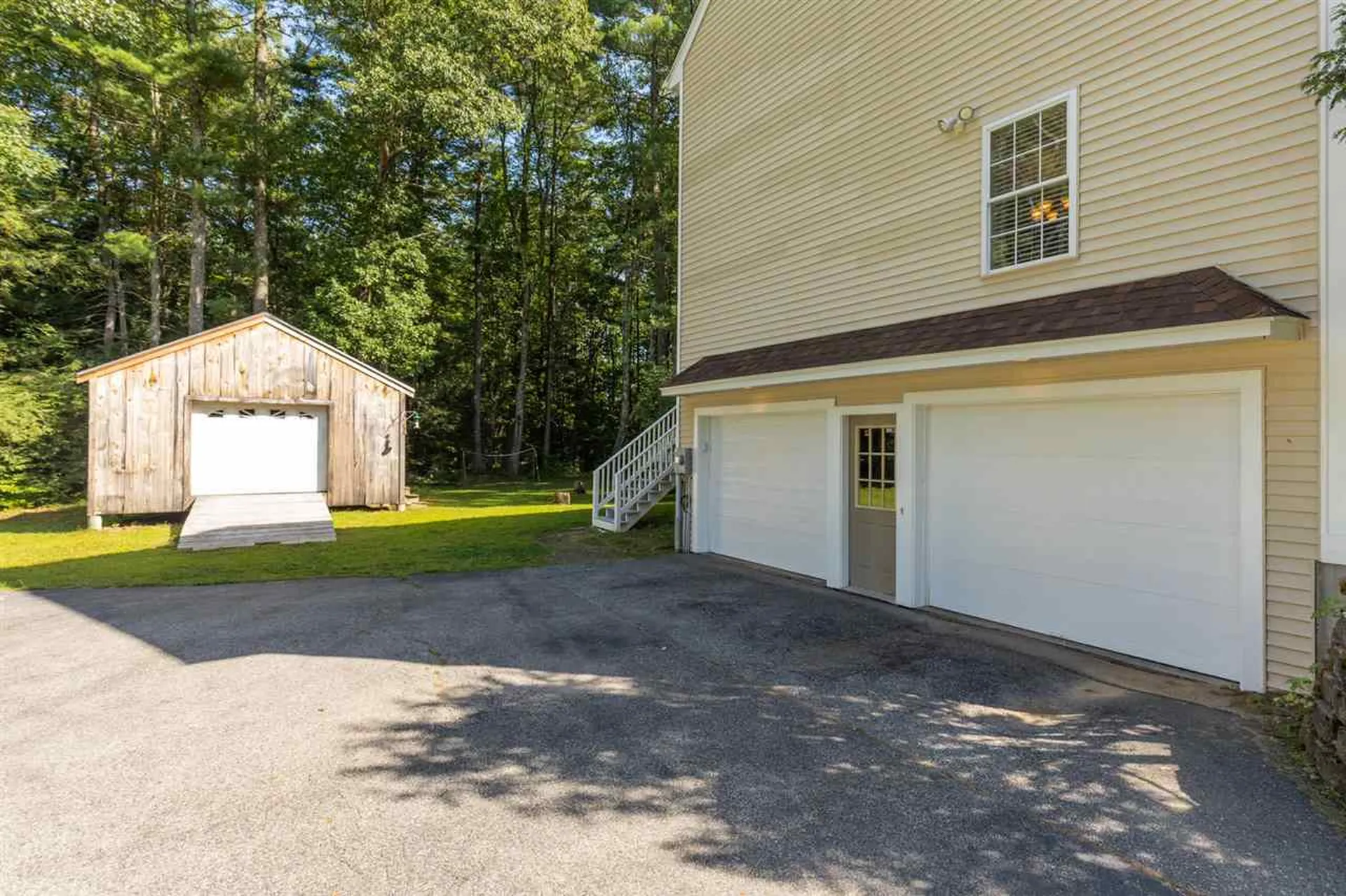 2 Chapman Way Exeter NH 03833
