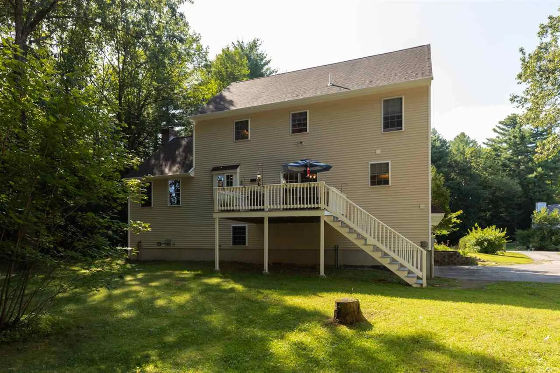 2 Chapman Way Exeter NH 03833