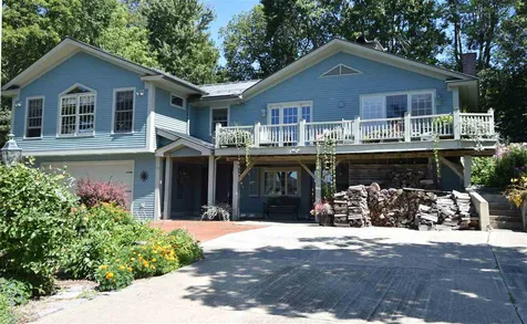 15 Maple Manor Vergennes VT 05491