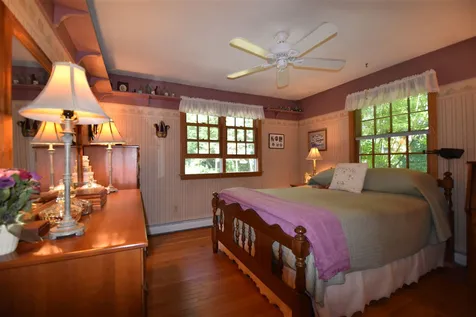 15 Maple Manor Vergennes VT 05491