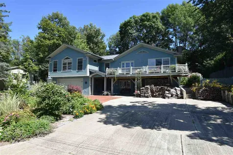 15 Maple Manor Vergennes VT 05491