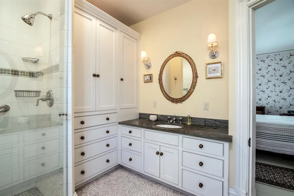 25 Bayview Street Burlington VT 05401