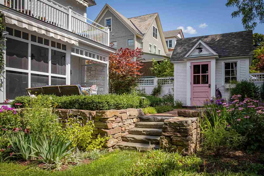 25 Bayview Street Burlington VT 05401
