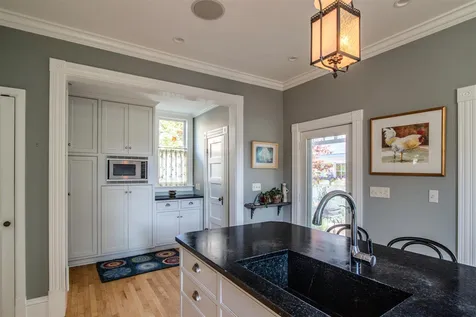 25 Bayview Street Burlington VT 05401