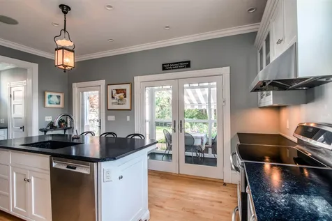 25 Bayview Street Burlington VT 05401