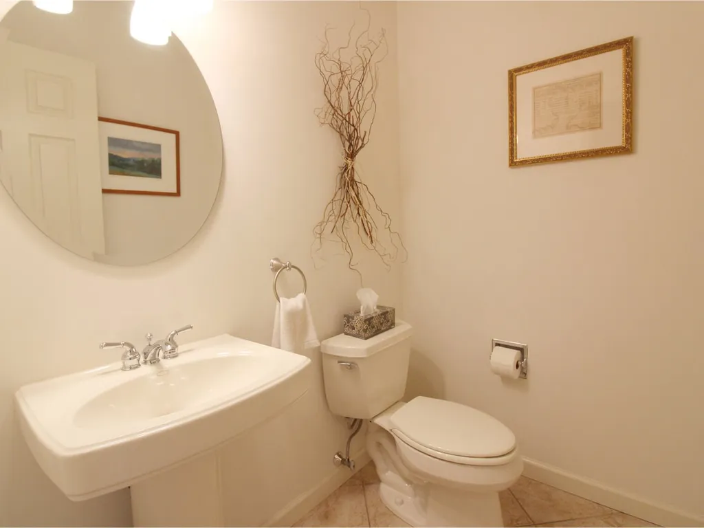 56 Burnham Lane Colchester VT 05446
