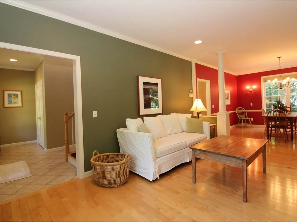 56 Burnham Lane Colchester VT 05446