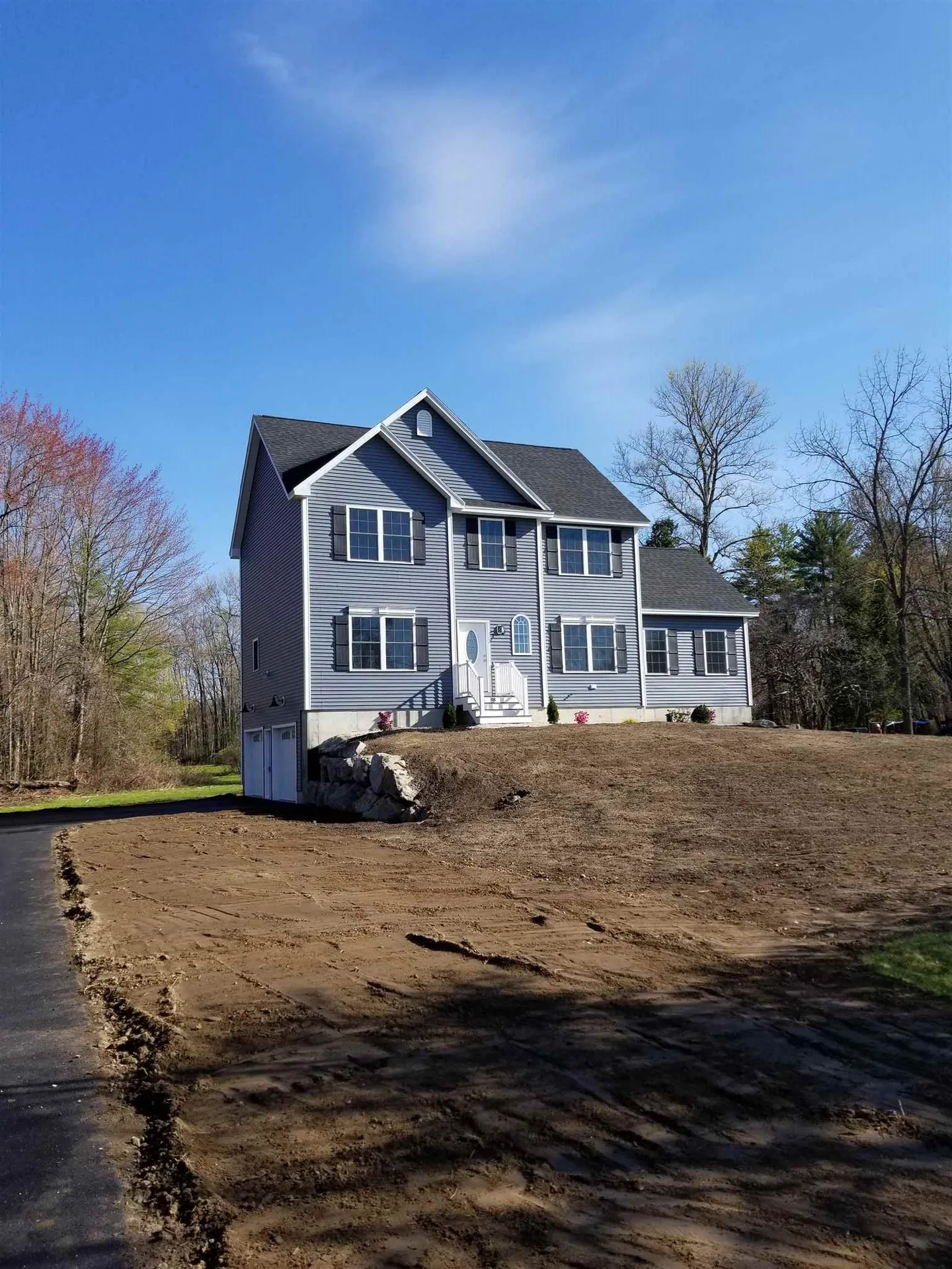98 Farmer Road Hooksett NH 03106