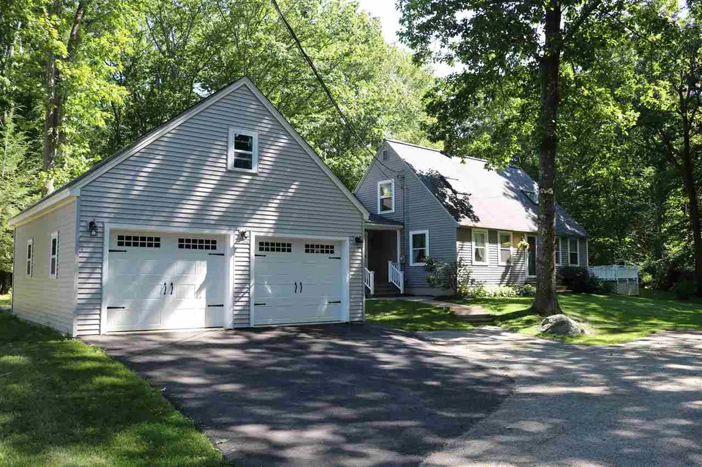 19a Pine Road North Hampton NH 03862