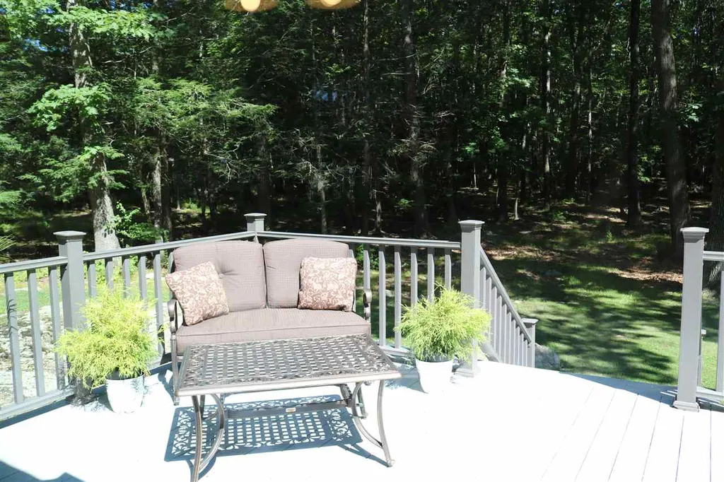 19a Pine Road North Hampton NH 03862
