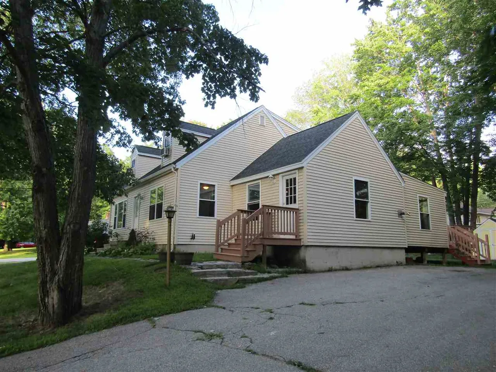 20 Watson Drive Rochester NH 03867