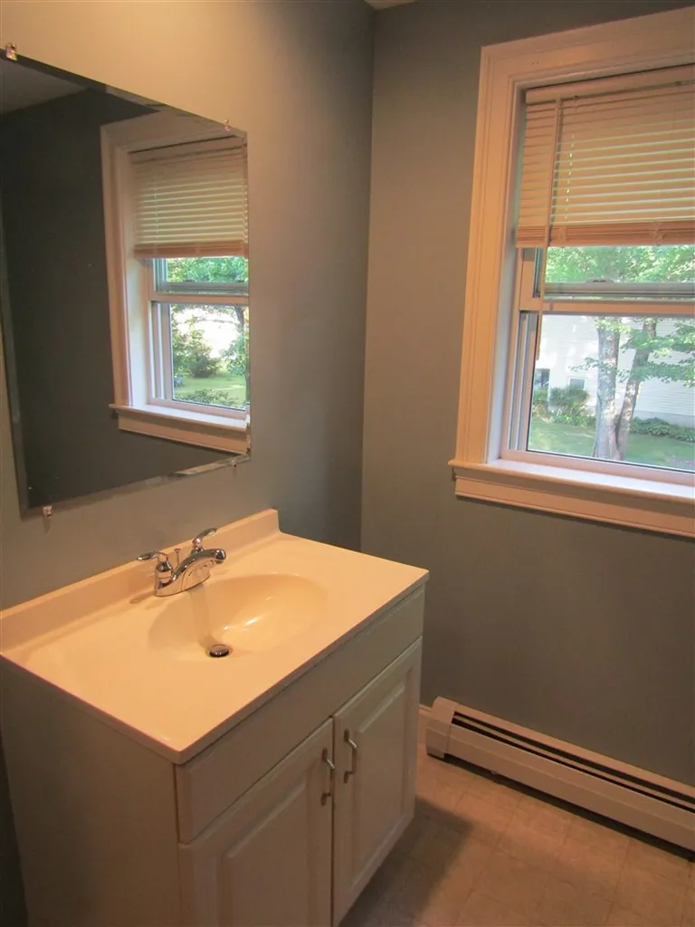 20 Watson Drive Rochester NH 03867