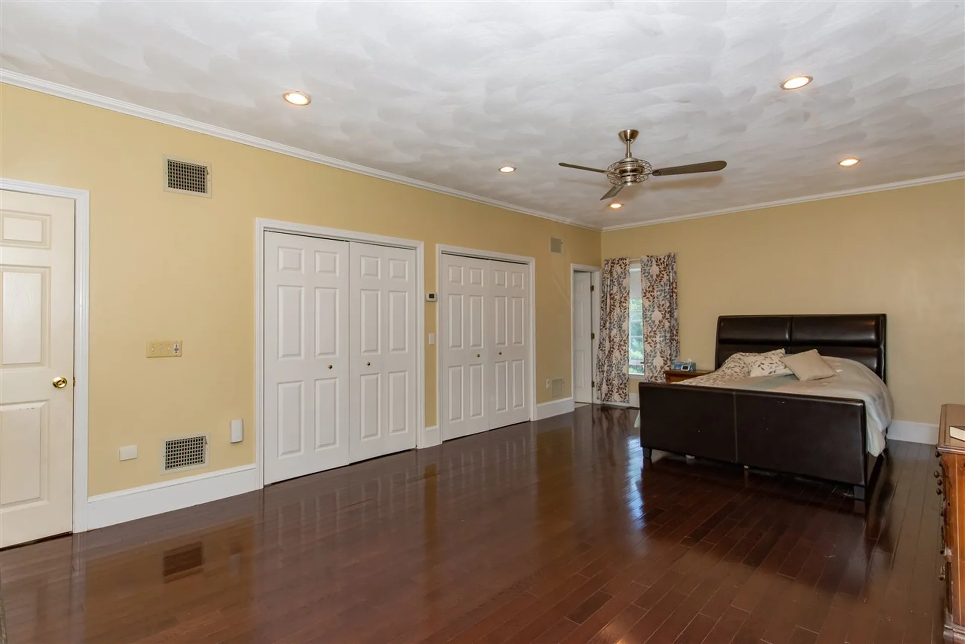 9 Christopher Lane Pelham NH 03076