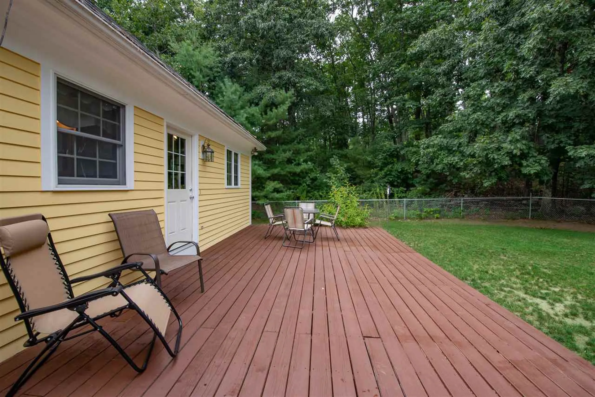 9 Christopher Lane Pelham NH 03076