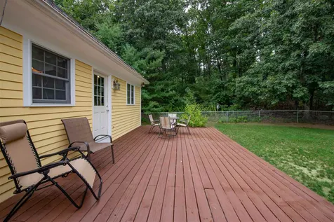 9 Christopher Lane Pelham NH 03076