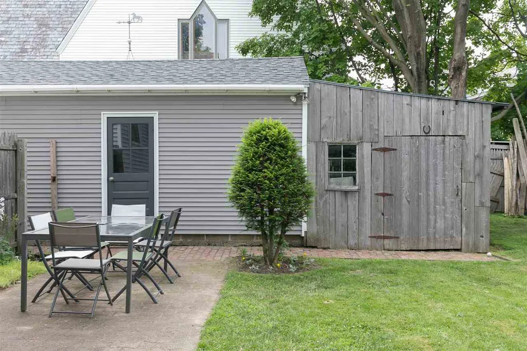 2 Grove Street Essex VT 05452