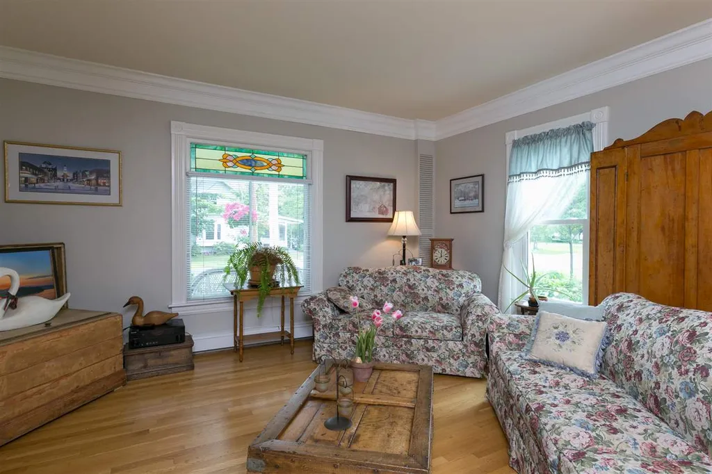 2 Grove Street Essex VT 05452