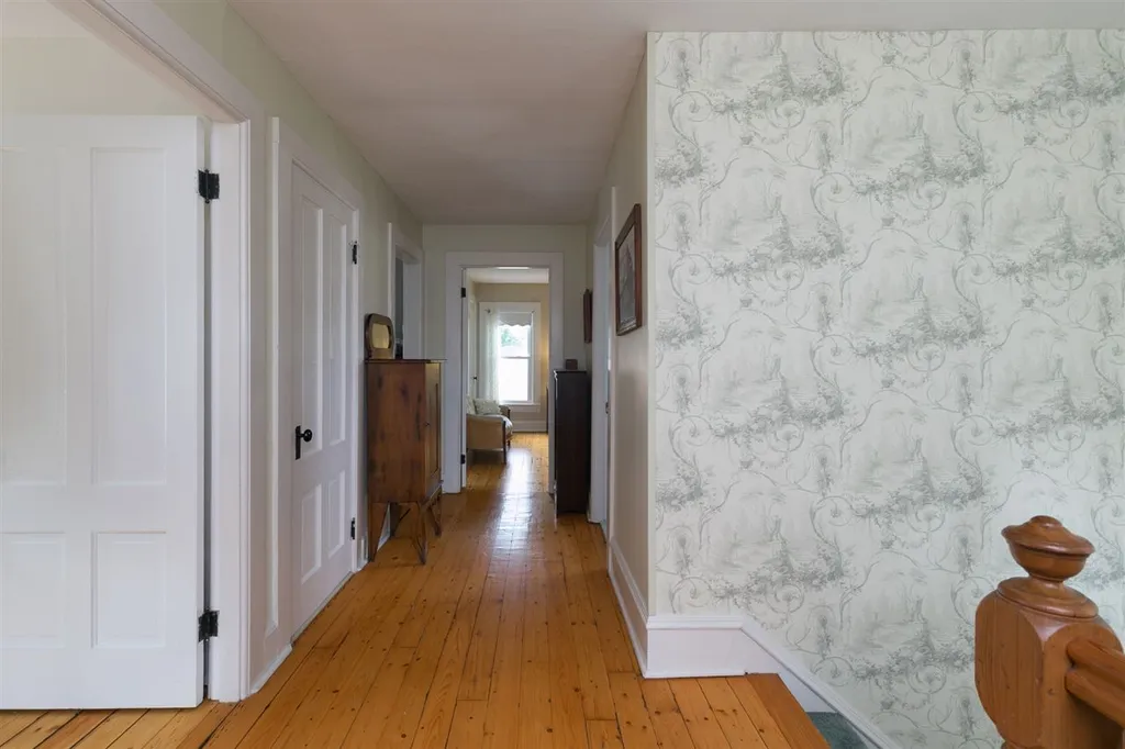 2 Grove Street Essex VT 05452