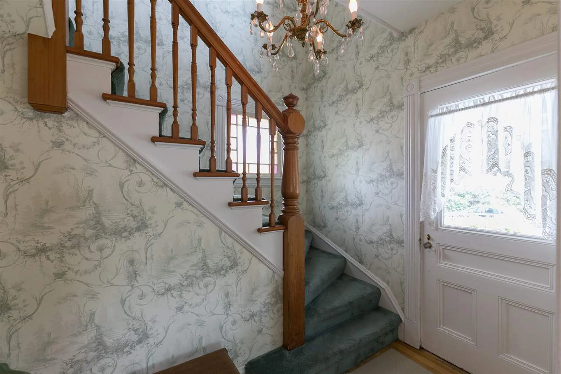 2 Grove Street Essex VT 05452