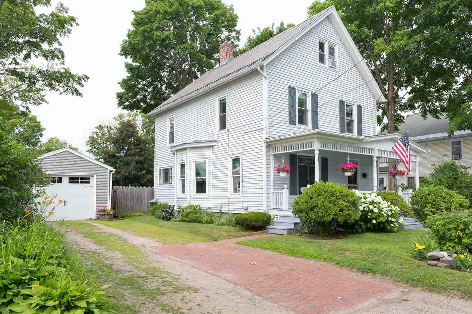 2 Grove Street Essex VT 05452
