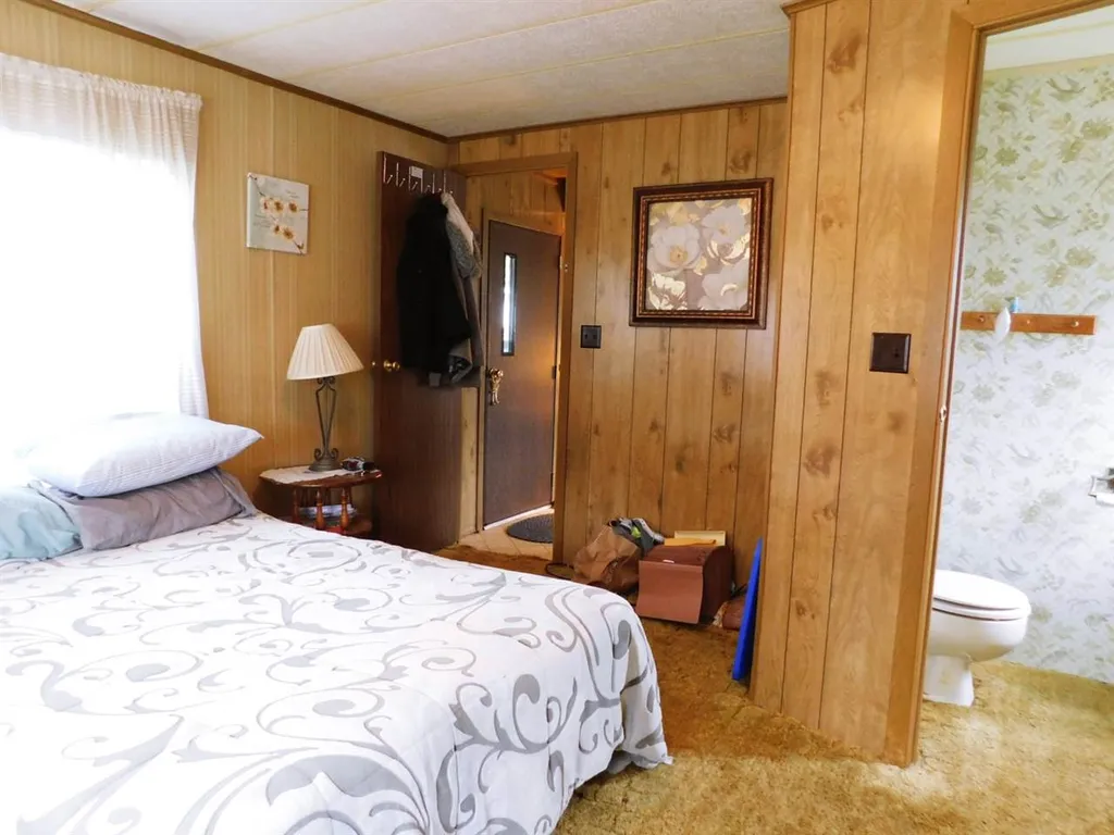2477 Route 5 Derby VT 05829