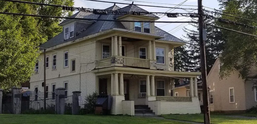 25 Elm Street Milford NH 03055