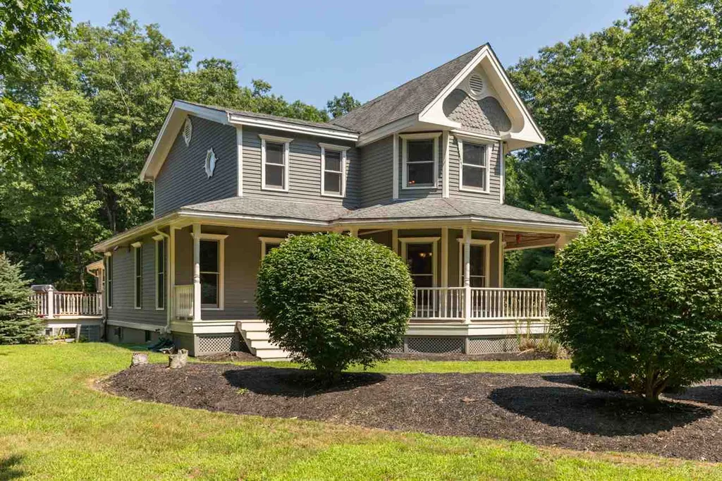 186 West Road Rye NH 03870