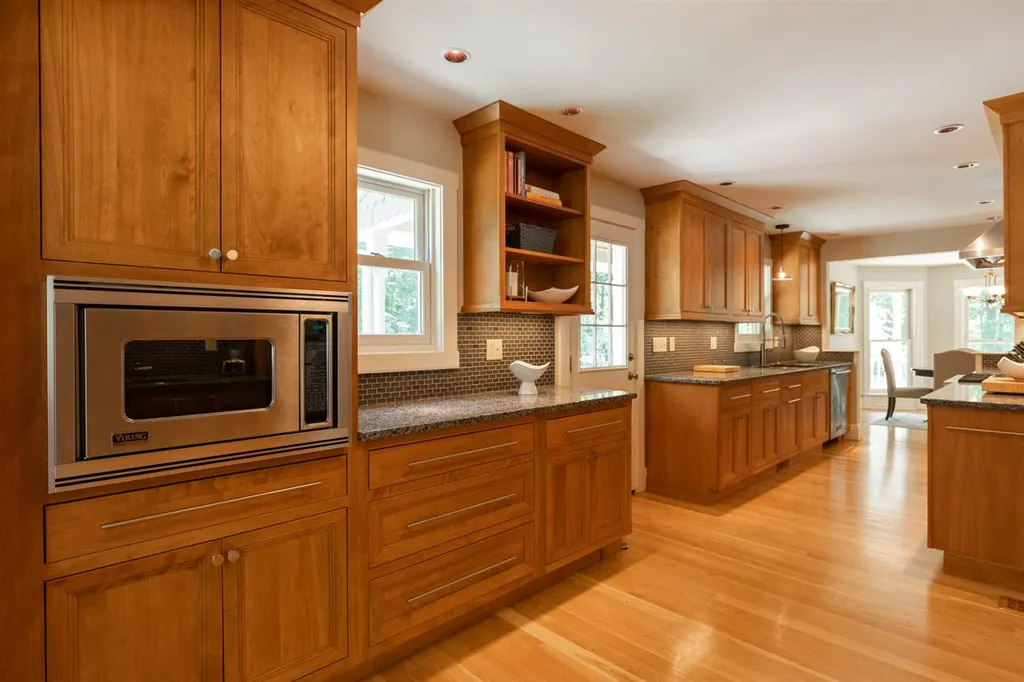 186 West Road Rye NH 03870
