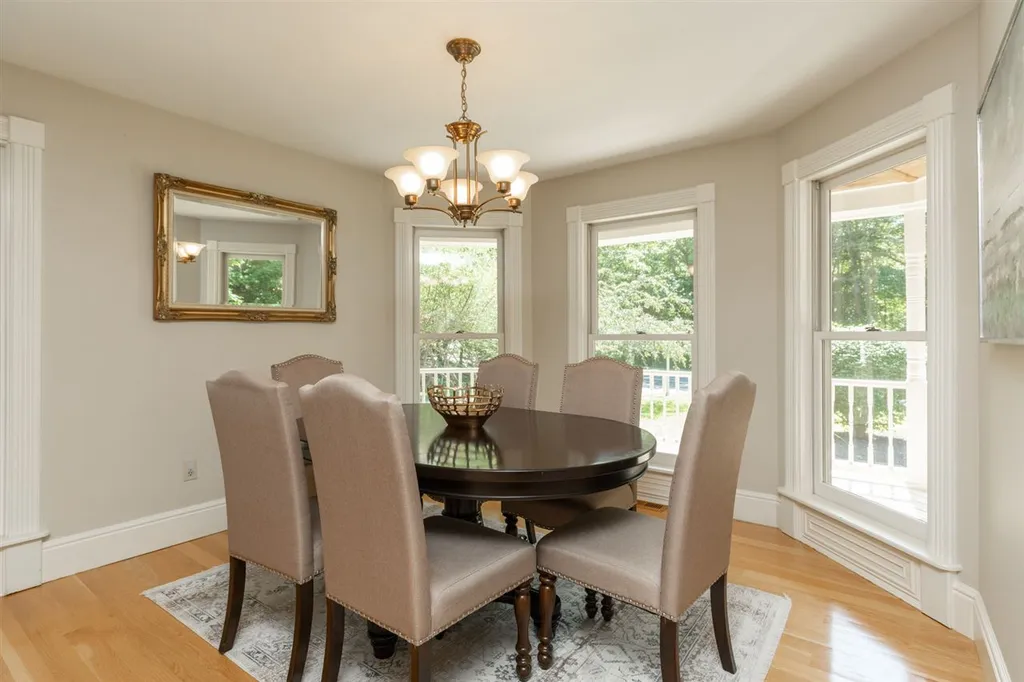 186 West Road Rye NH 03870