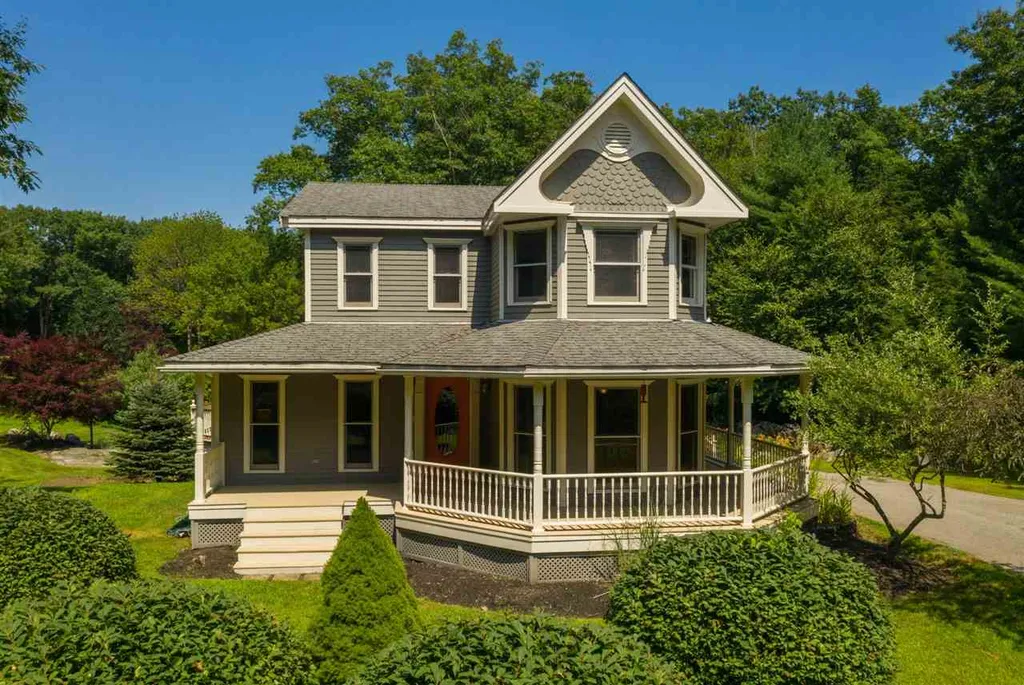 186 West Road Rye NH 03870