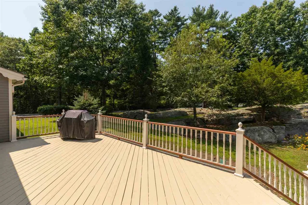 186 West Road Rye NH 03870