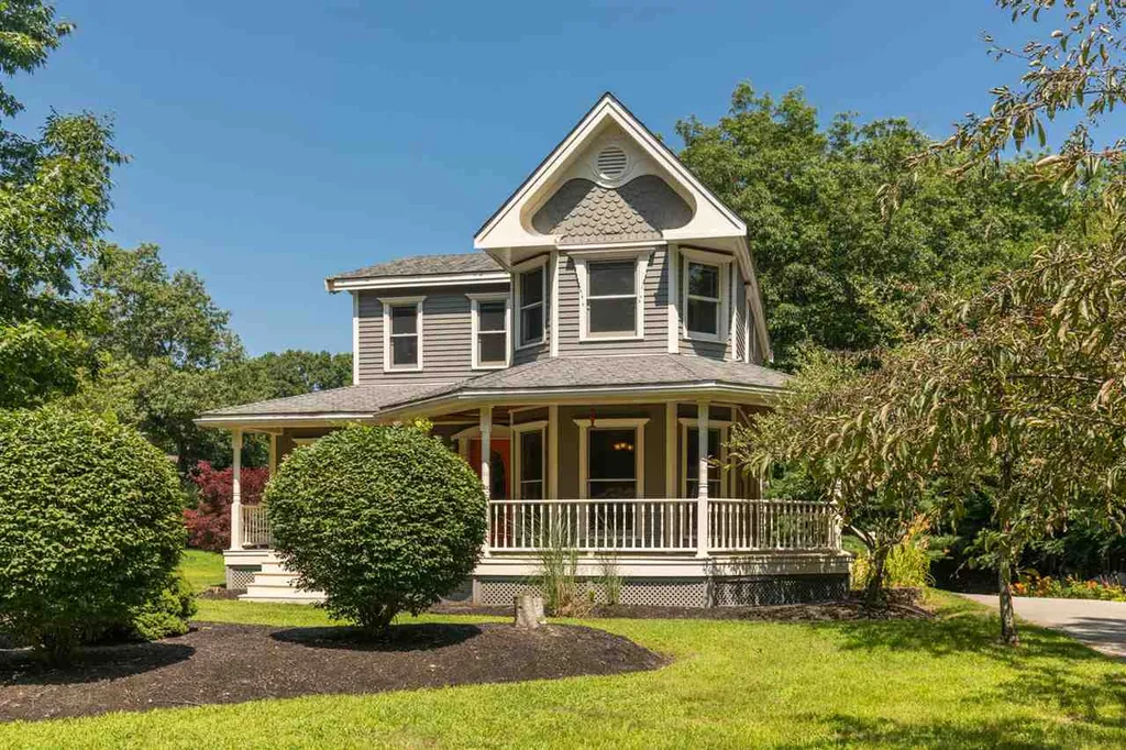 186 West Road Rye NH 03870