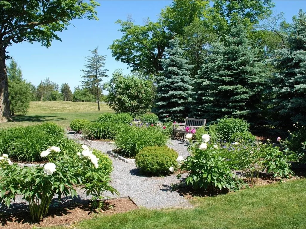 465 Autumn Hill Lane Shelburne VT 05482