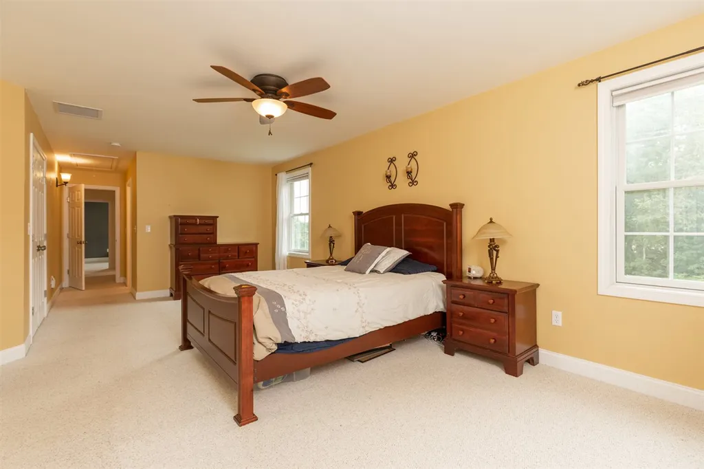 53 Shaws Lane Dover NH 03820