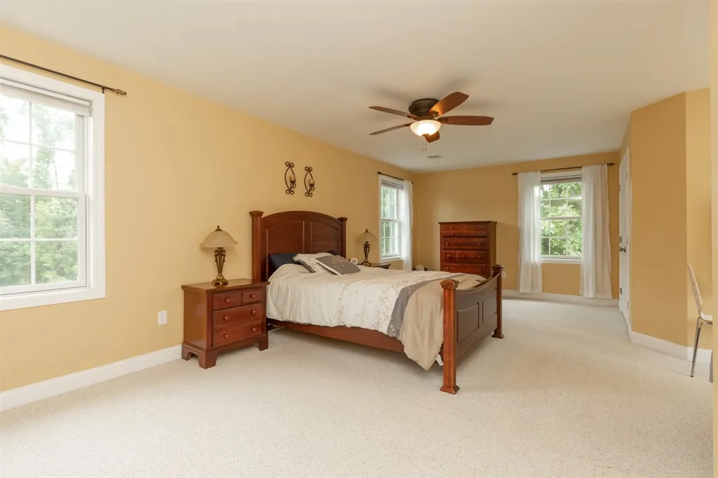 53 Shaws Lane Dover NH 03820