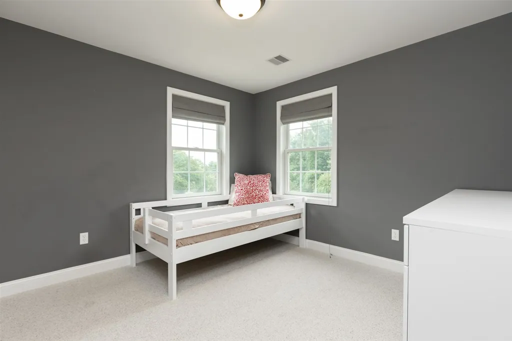 53 Shaws Lane Dover NH 03820