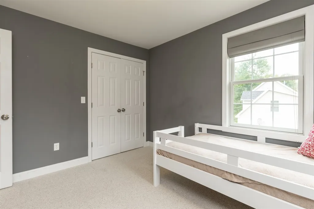 53 Shaws Lane Dover NH 03820