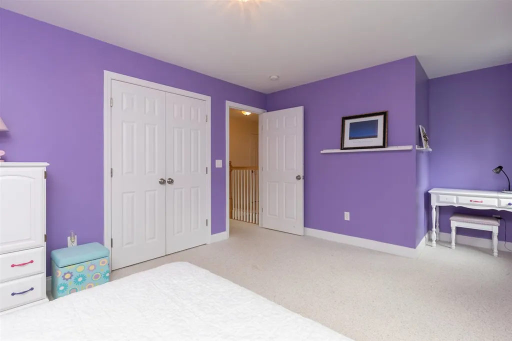 53 Shaws Lane Dover NH 03820