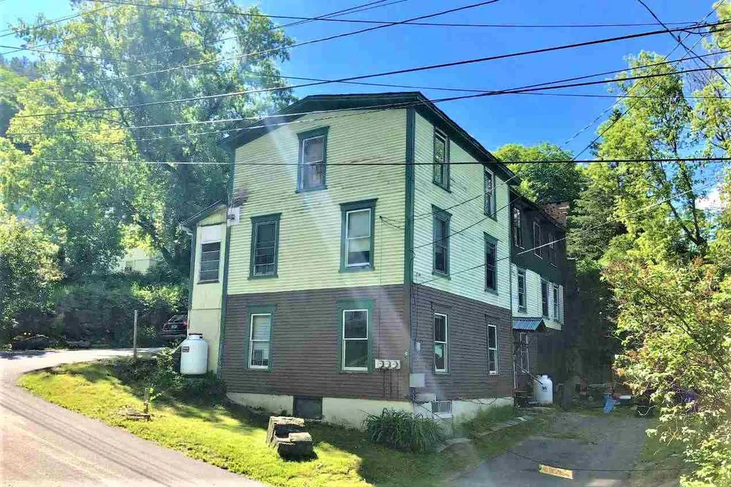 71 Marion Avenue St. Johnsbury VT 05819