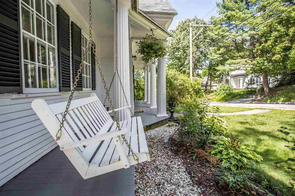 23 Pine Street Peterborough NH 03458