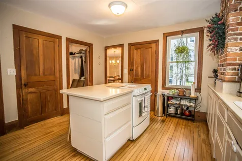 23 Pine Street Peterborough NH 03458