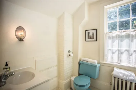 23 Pine Street Peterborough NH 03458