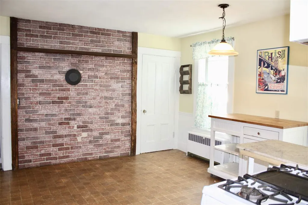 346 High Street Somersworth NH 03878